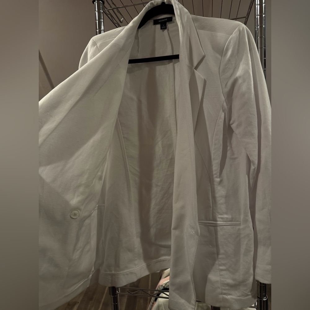 Alfani White Blazer